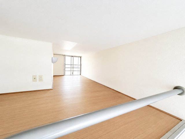 明るい室内です