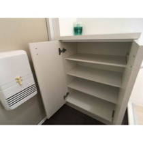 明るい色調の室内です