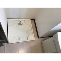 明るい色調の室内です