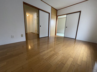 個人の部屋や寝室として使える洋室です