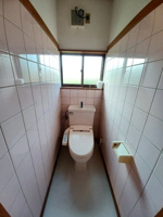 シンプルで使いやすいトイレです
