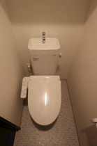 ゆったりとした空間のトイレです