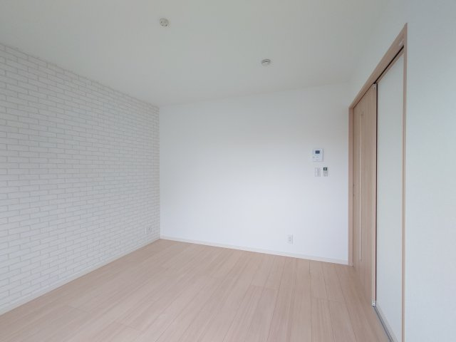 こちらの居間で趣味の時間をお楽しみください