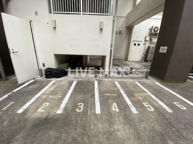 【駐車場】レジディア大森東