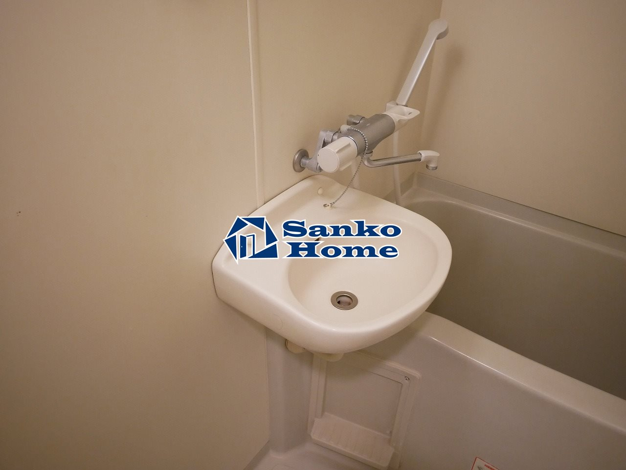 メゾンアワジⅡの洗面所
