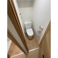 清潔感のあるトイレです