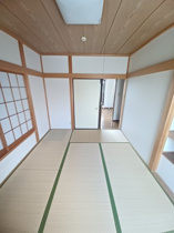 日本らしい落ち着いた雰囲気の和室です