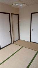 和室ならではの温かな和の空間で寛ぎの時間を過ごせます