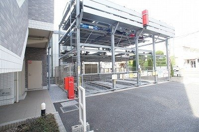 駐車場があるので、車を買う予定の方も安心です