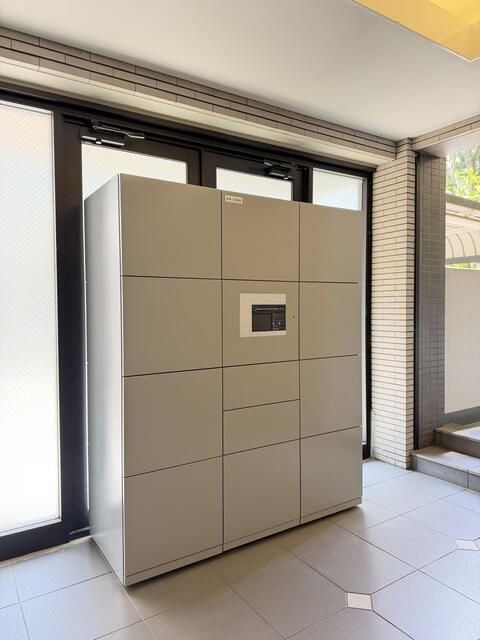 ヴェルデ久我山のロビー