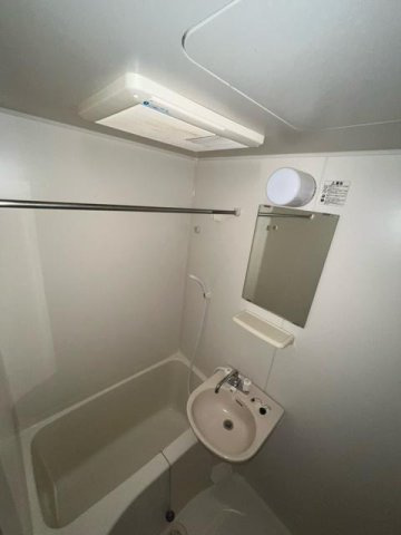 落ち着いた空間のお風呂です