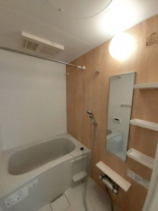 日々の疲れを癒すお風呂付です