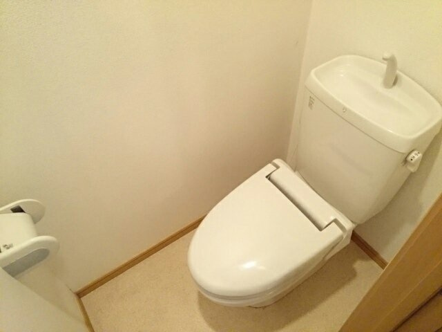 落ち着いたトイレです