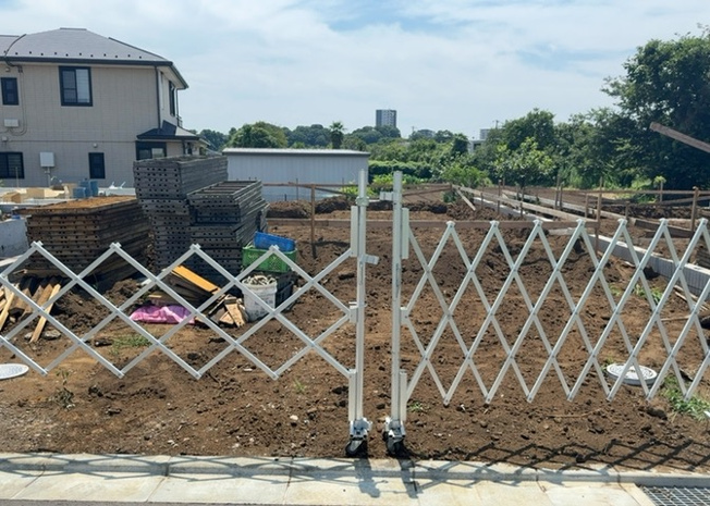 【外観】 | 金森新築戸建 | 物件の詳細については、現地を見てわかること以外に、役所や法務局などで調べないとわからないことがあります。そのため、現地に行く場合は、もしこの物件を買ったらどのような生活ができるかをイメージしましょう。