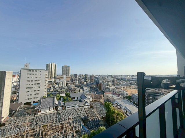ザ・パークハウス高槻天神町の展望|高層階ならではのパノラマビューが魅力。昼は景色、夜は夜景を楽しめる快適な住空間です