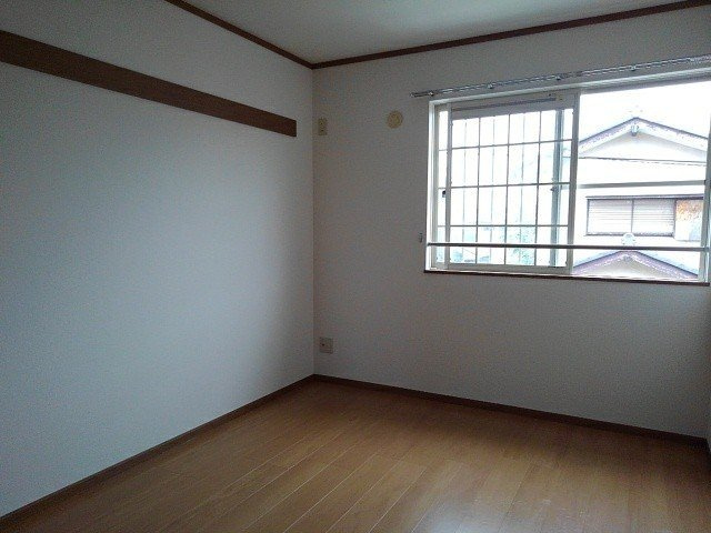 明るい色調の室内です