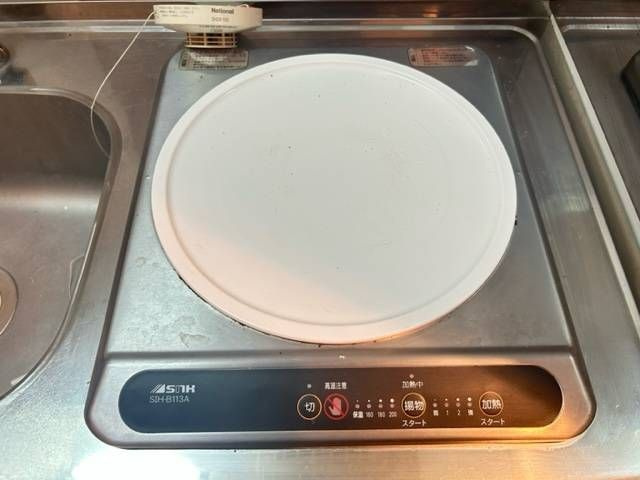 エムズ横浜のキッチン