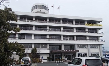 秦野市役所まで700m