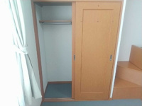 内装は落ち着いています