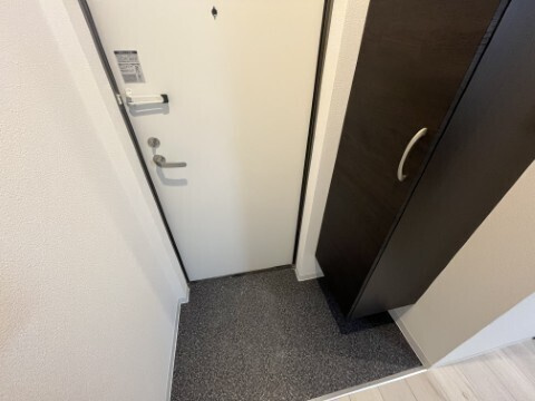 ジーメゾン入間東藤沢の玄関
