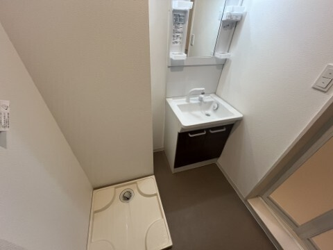 ジーメゾン入間東藤沢の独立洗面台