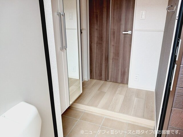 エテルノ　アルドールの玄関|落ち着いた玄関です