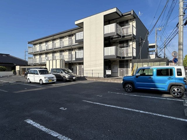 レオパレス緑町Ⅱの外観|外観もきれいです