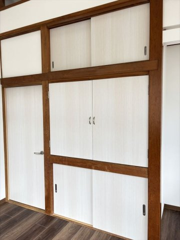 大塚貸家の収納|たっぷりとした収納スペースです