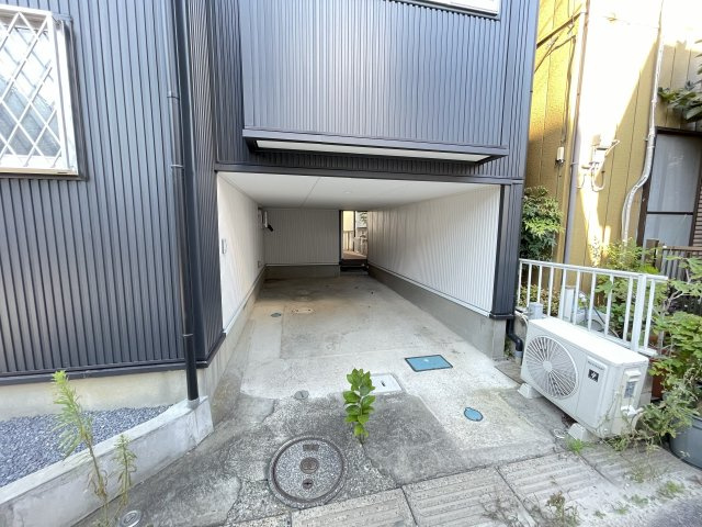 一ノ割大竹貸家の駐車場