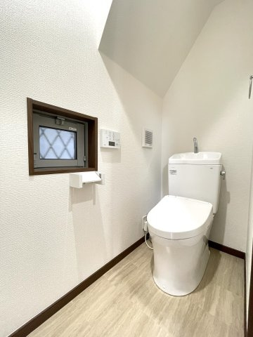 一ノ割大竹貸家のトイレ|コンパクトで使いやすいトイレです