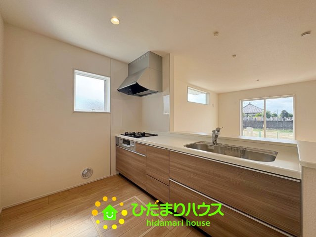 久喜下早見　新築一戸建て　リーブルファインのキッチン