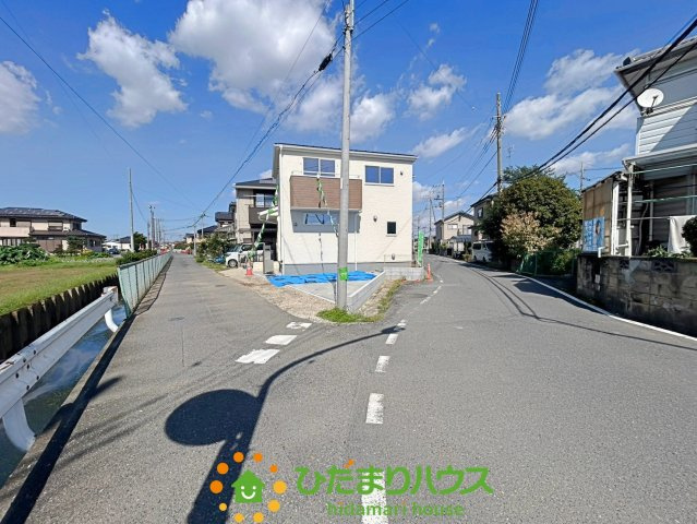 久喜下早見　新築一戸建て　リーブルファインの前面道路含む現地写真|2026/10/3　撮影