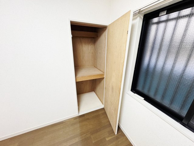 ドヴェルスミダの収納