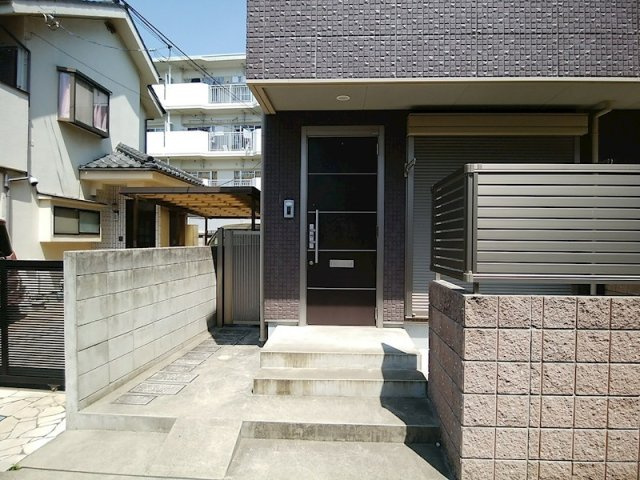 プリムローズ のエントランス
