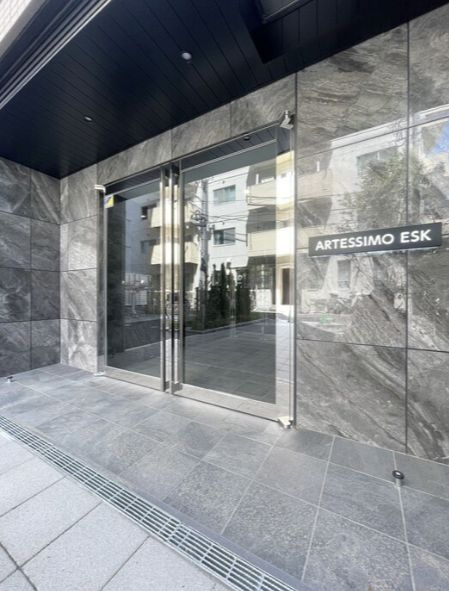 ARTESSIMO　ESKのエントランス