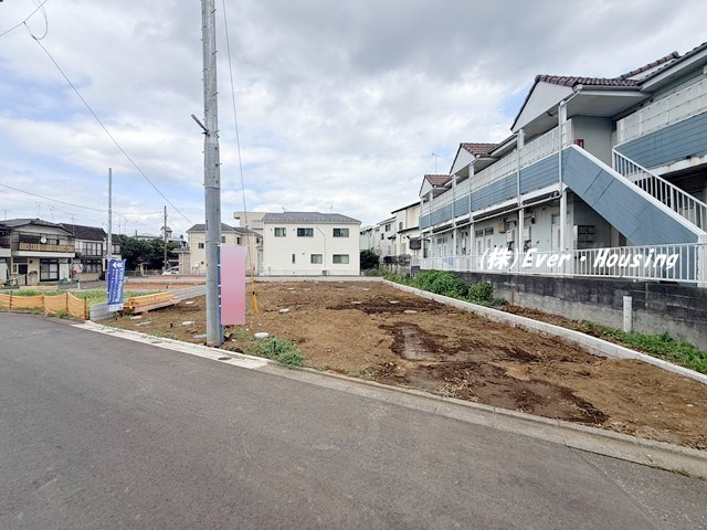 新座市野寺1丁目　新築住宅　全５棟の前面道路含む現地写真