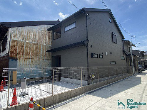上京区東西俵屋町 新築戸建の外観
