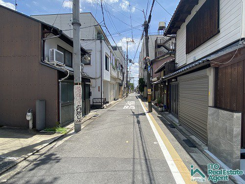 上京区東西俵屋町 新築戸建の前面道路含む現地写真