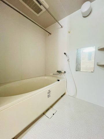 リュクス西明石Ⅱの浴室
