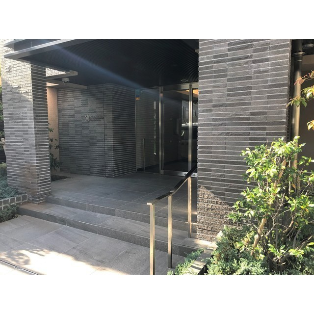 ザ・パークハビオ三軒茶屋テラスのエントランス|2019月11日撮影