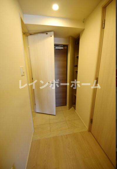 特典：仲介手数料が無料です!!の玄関|※同建物の写真。
