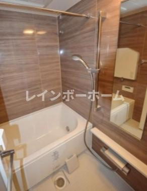 特典：仲介手数料が無料です!!の浴室|※同建物の写真。