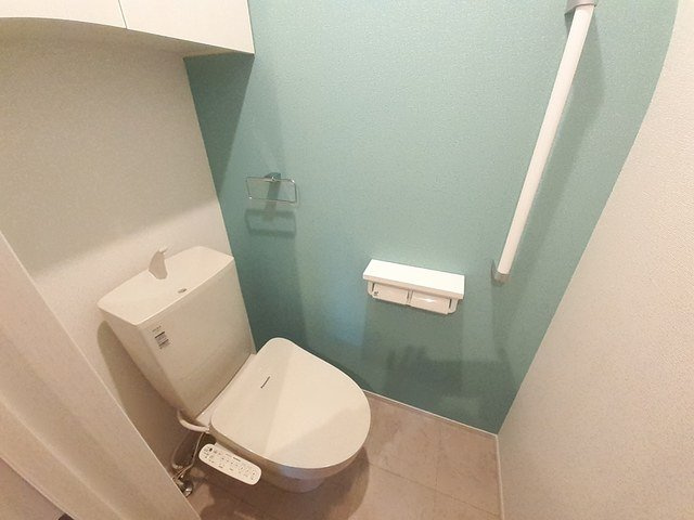 スプリング　ファインⅡのトイレ|清潔感のあるトイレです
