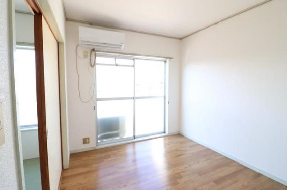 船橋市咲が丘４丁目のアパート