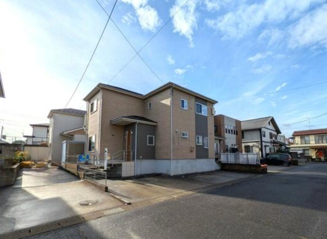 郡山市 富田町字下亀田（郡山駅） 2階建 ４ＬＤＫ