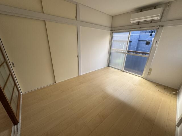 【寝室】