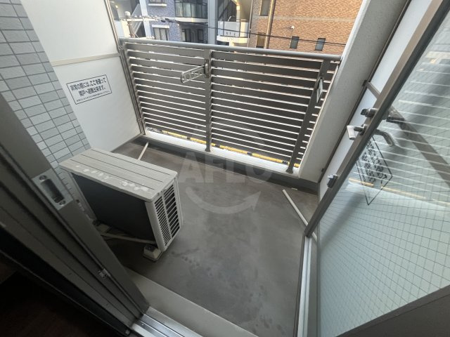ファーストフィオーレ江坂垂水町のバルコニー|バルコニー
