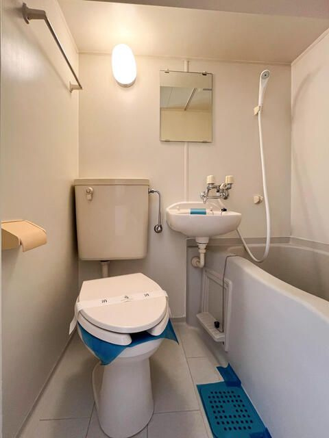 横浜市西区中央１丁目の賃貸マンションの浴室