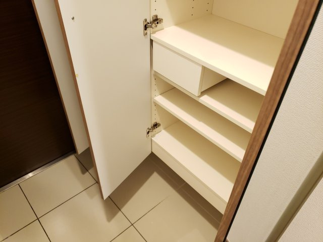 パレステージ新小岩ファストコートの収納