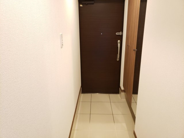 パレステージ新小岩ファストコートの玄関